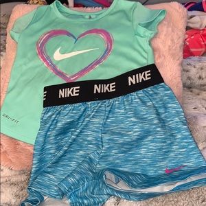 Nike outfit 💜✅